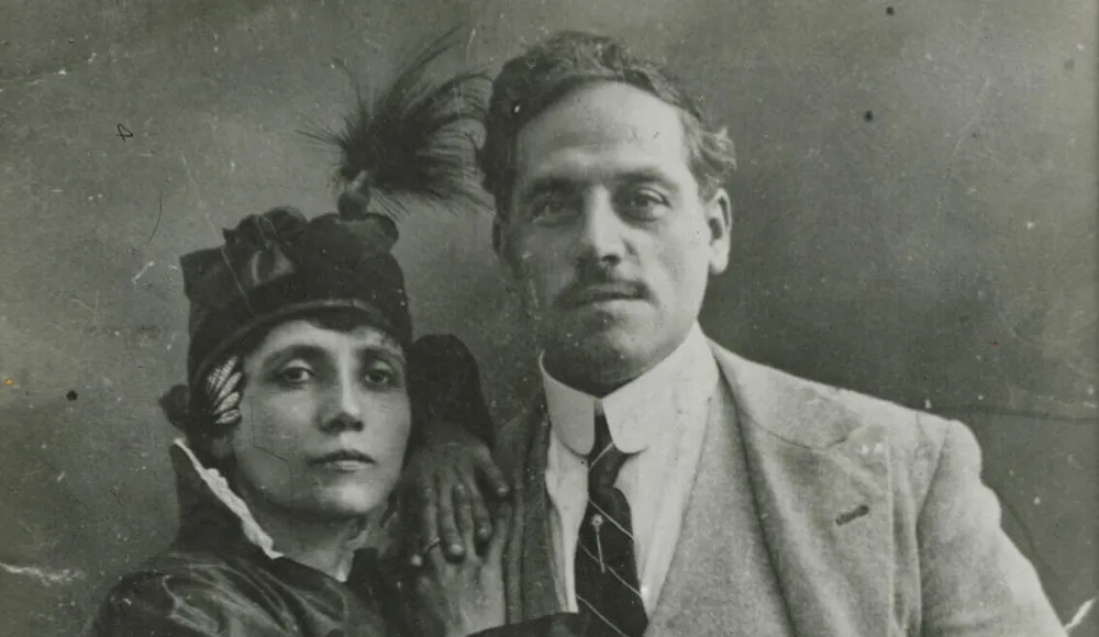 Elvira Notari, la storia sconosciuta della regina di Napoli che ha inventato il cinema italiano Elvira Notari, la storia sconosciuta della regina di Napoli che ha inventato il cinema italiano