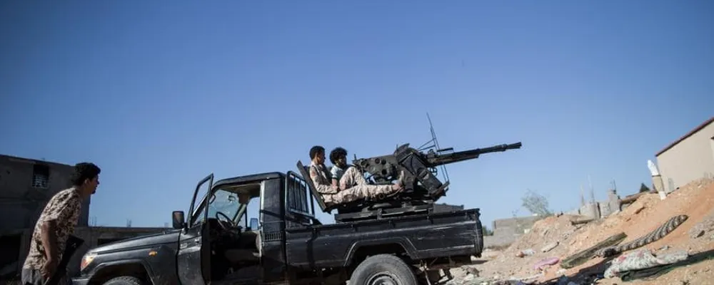 12/05/2019 Tripoli, combattenti delle forze del governo libico appoggiato dall'ONU durante gli scontri con le truppe dell'Esercito Nazionale Libico, alle porte della cittÃ 