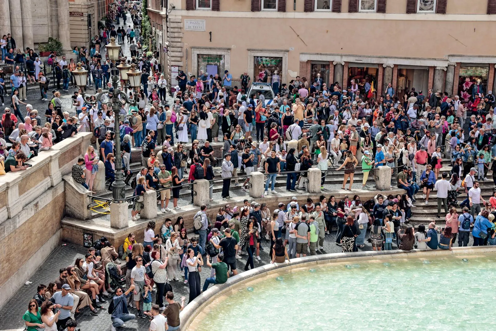 Fontana di Trevi a Roma