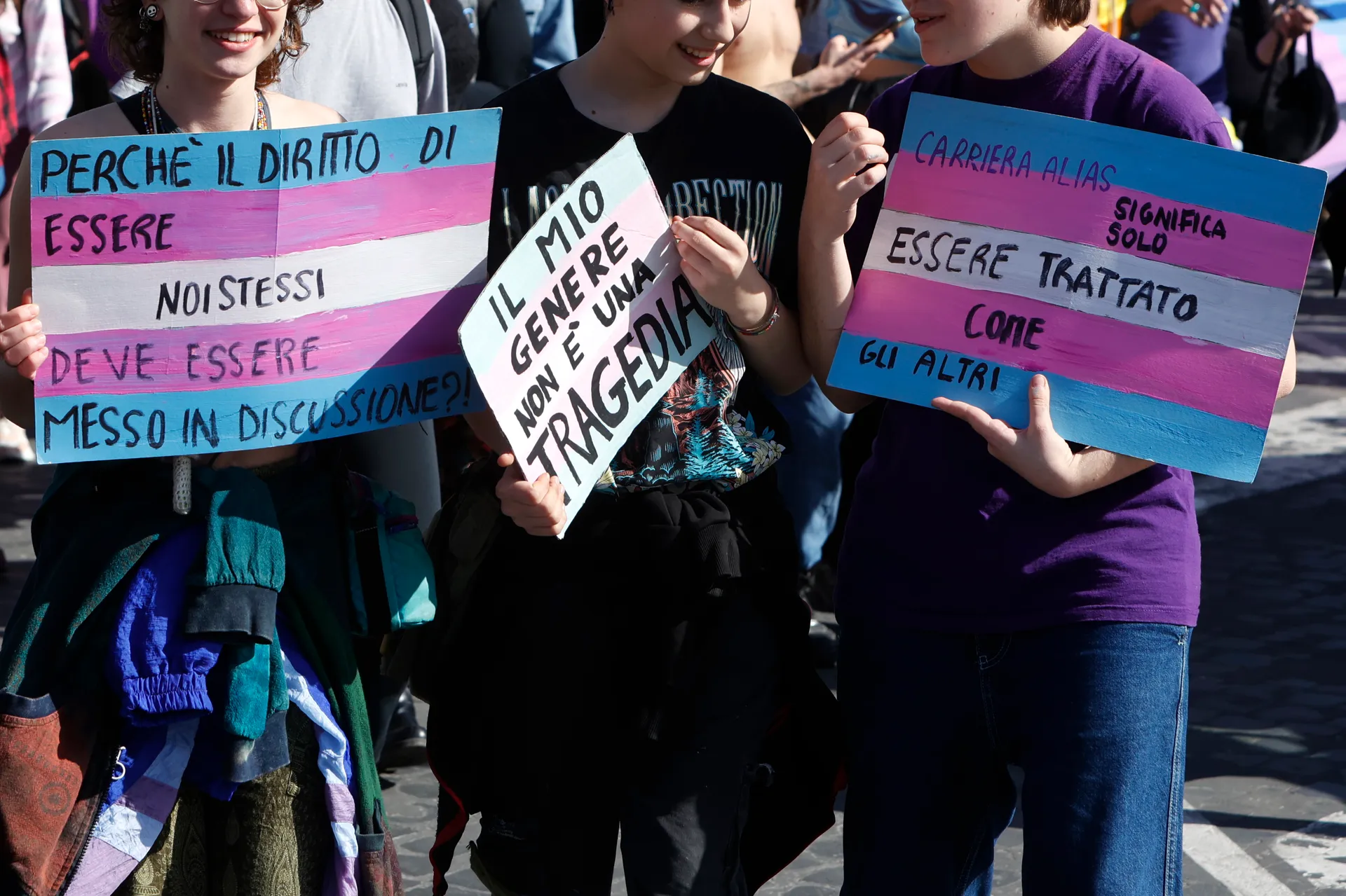 Manifestazione per i diritti dei giovani trans