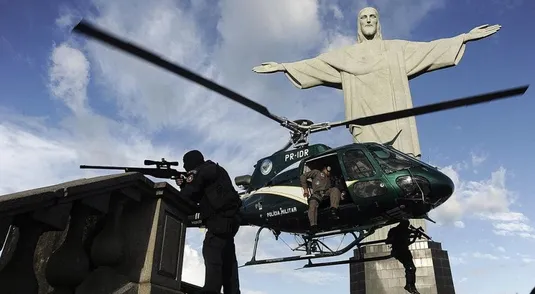 Le forze dell'ordine brasiliane in azione