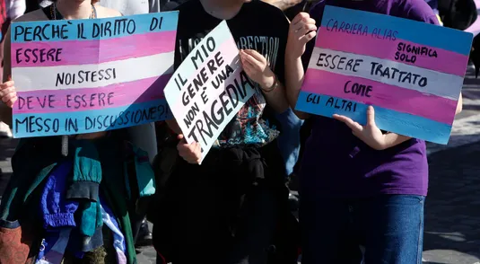 Manifestazione per i diritti dei giovani trans