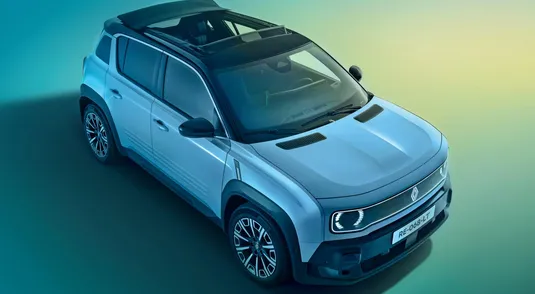 La Renault 4 E-Tech Electric, presentata al Salone di Parigi dello scorso anno