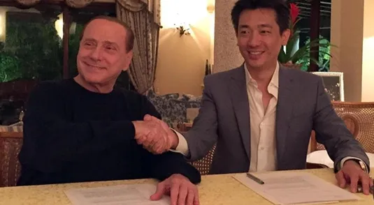 Silvio Berlusconi e mister Bee