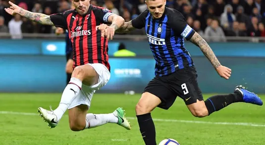 Icardi e Romagnoli durante l'ultimo derby Inter-Milan