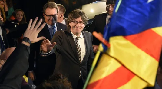 Il presidente della Catalogna Carles Puigdemont