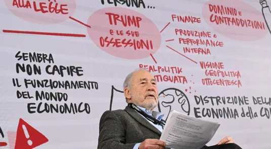 Il premio Nobel per l'economia Joseph Stiglitz all'evento 'L'Europa al bivio' all'Università Bocconi, Milano