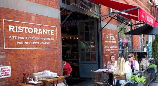 Un ristorante italiano a New York